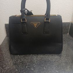 Prada Galleria Saffiano Bag