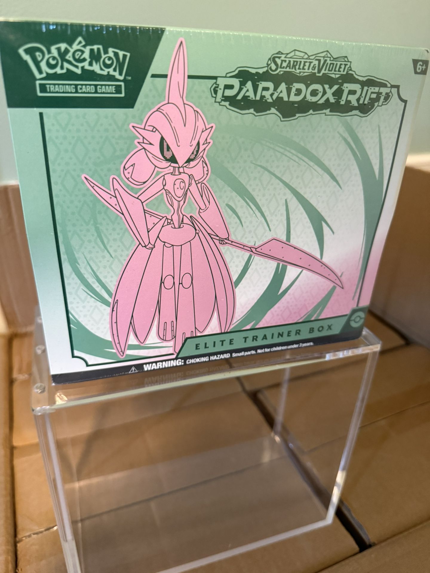 Pokémon TCG Paradox Rift Elite Trainer Box