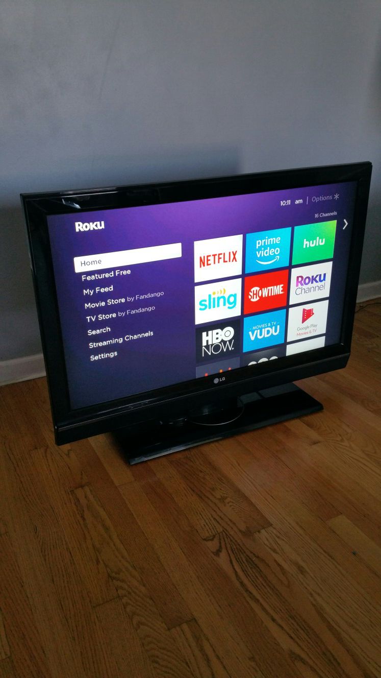 LG Tv 42 inch 1080p Flat screen + Roku Smart Lots a entertainment options Review pic for details