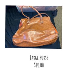 Lots Of Purses And Handbags! 