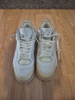 Air Jordan 4 Off-White Sneakers