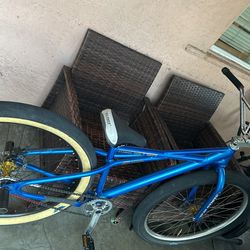 Monster Quad Se Bike