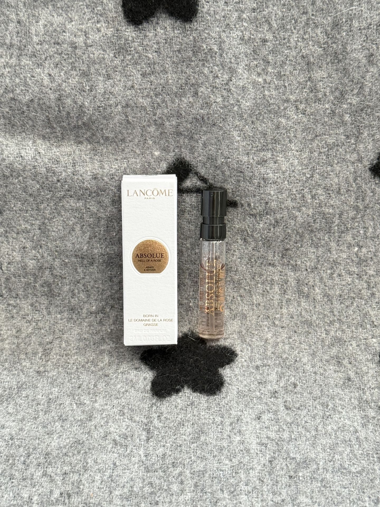 Lancome absolue hell of a rose EDP sample 2ml