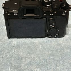 Sony Ax7111