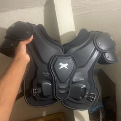 Xenith shoulder pads 