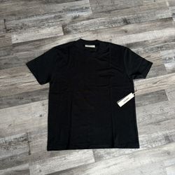 ESSENTIAL STRETCH LIMO TEE