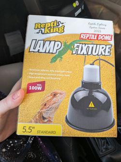 NEVER USEDbrand new in box, reptile dome heating lamp