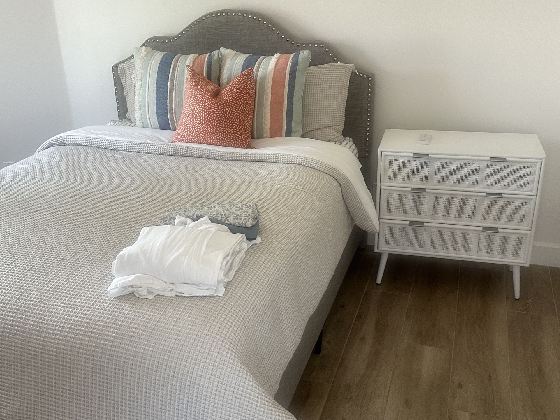 Guest Bedroom Set