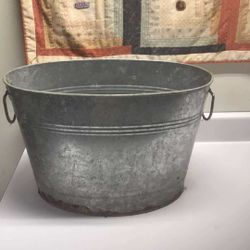 Antique basin