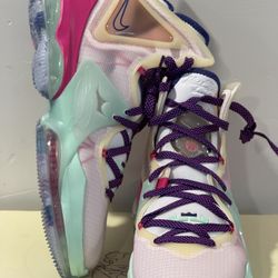 Nike LeBron 19 Valentines Day Size 12 NEW