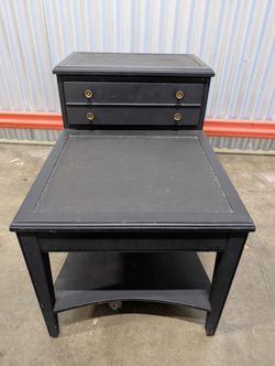 Stylish Grey End Table with Glass Top