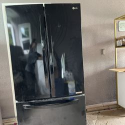 LG French Door Refrigerator Black