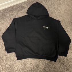 Essentials Hoodie “MEDDIUM”