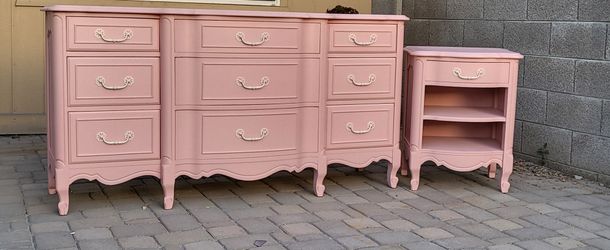 Incredible Pink Dresser And Nightstand Set for Sale in Phoenix, AZ - OfferUp Incredible Pink Dresser And Nightstand Set for Sale in Phoenix, AZ - OfferUp