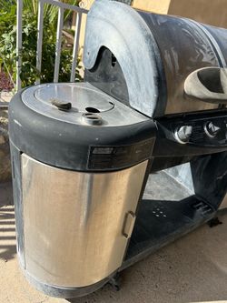 Coleman Grill