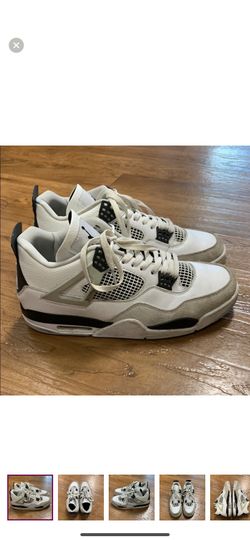 Air Jordan 4 Sneakers 