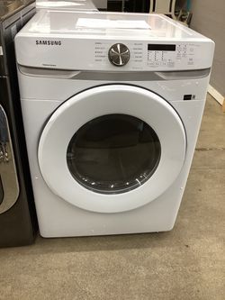 Samsung 7.5 cu.ft. Front Load Electric Dryer with Sensor Dry New Scratch and Dent