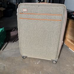 New Rolling Luggage Hartman Brand 