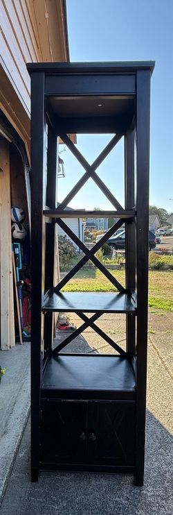 Nate Burkas black shelf