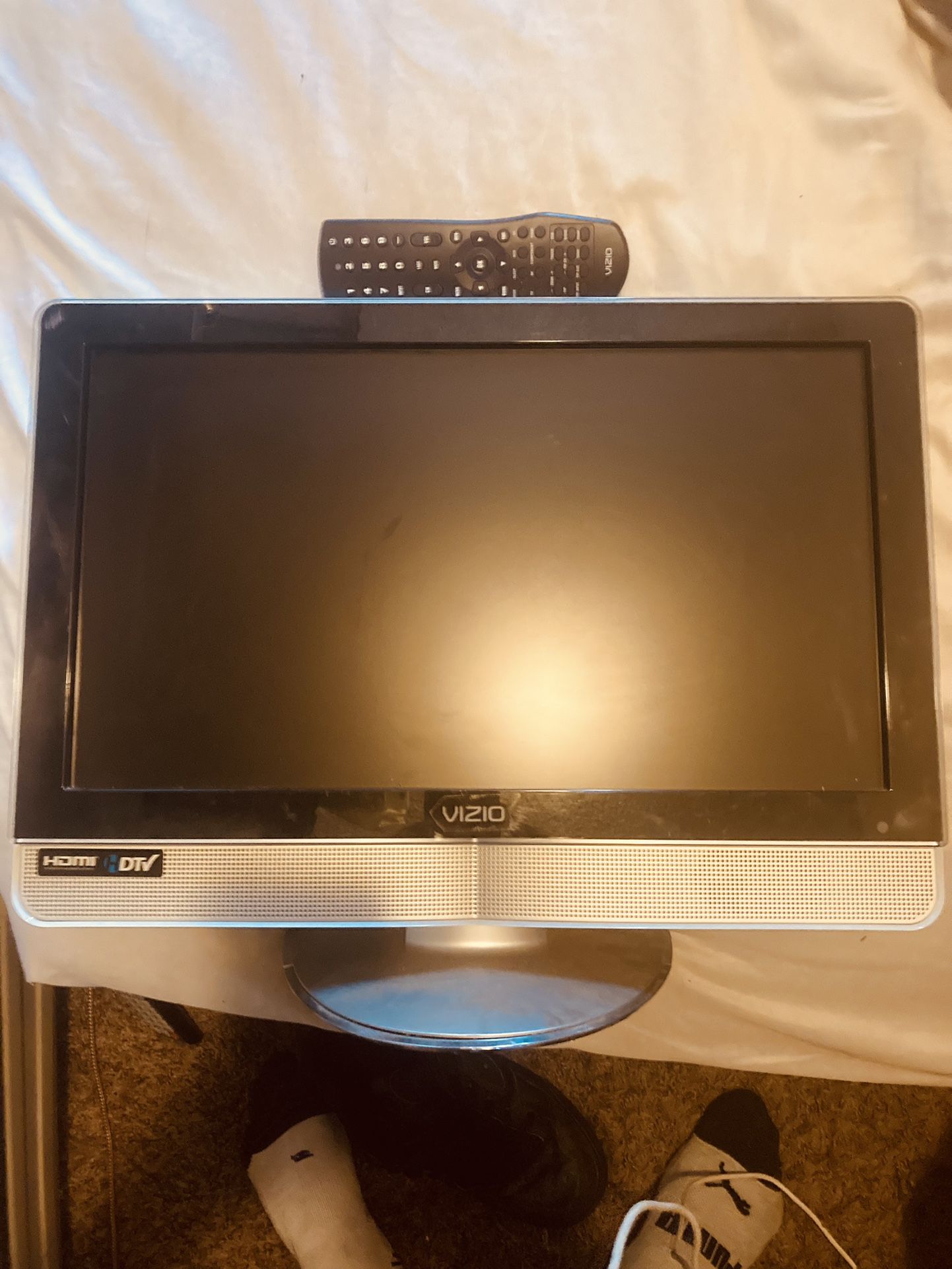 23” Video Monitor HDMI Computer Screen Viseo