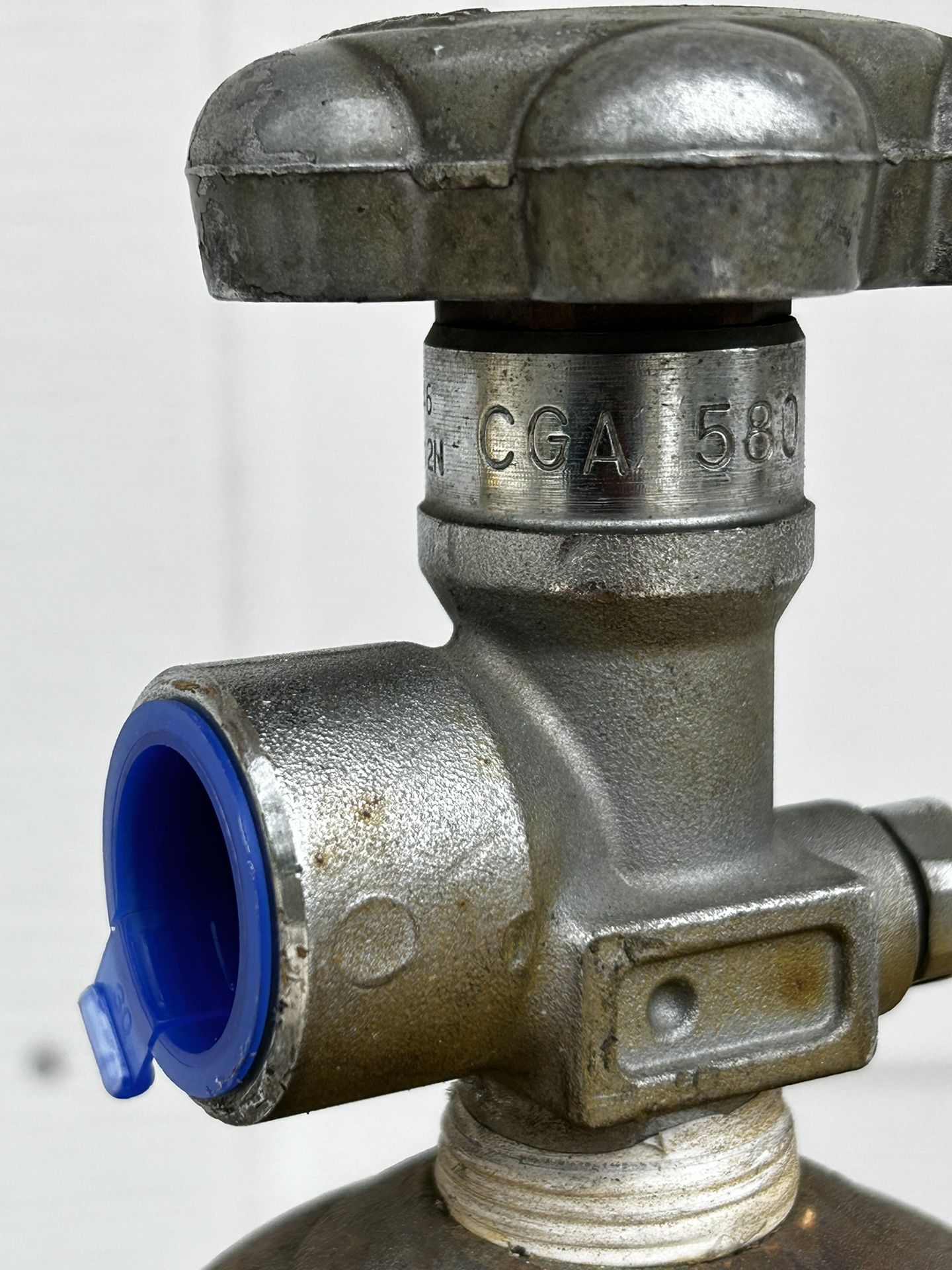 Full 244 CF Mig Welding Gas Cylinder Firm Price for Sale in Upland, CA