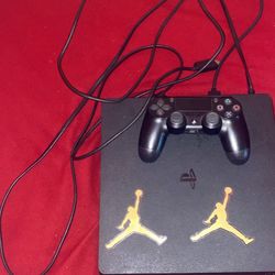 PS4 Slim