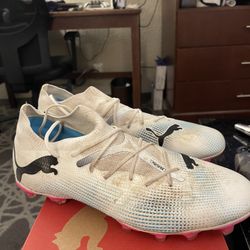 Puma Soccer Cleats Men’s 11.5