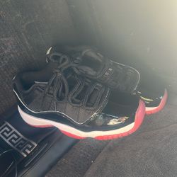 Jordan 11s 