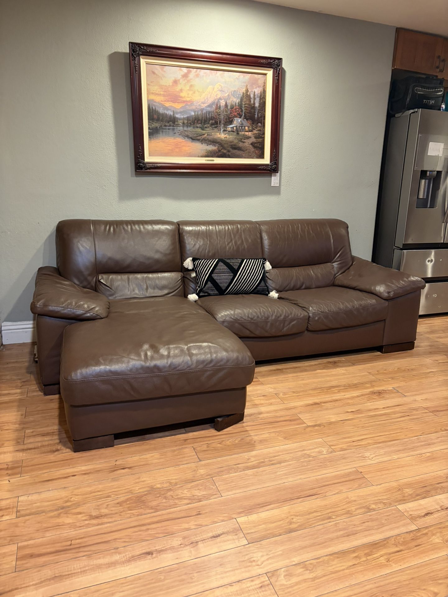 FREE DELIVERY- Ital Sofa 2-Piece Leather Sectional Sofa