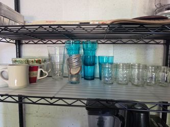 Mixed set of glassware