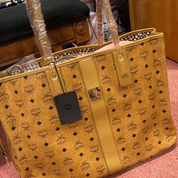 MCM Large Tote Bag for Sale in Brooklyn, NY - OfferUp