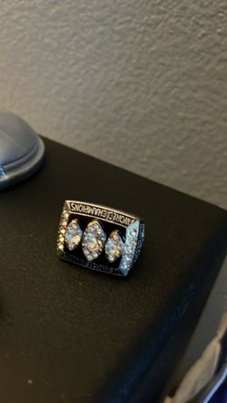Raiders Super Bowl replica rings