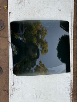 2015-2017 Ford Expedition Door Glass