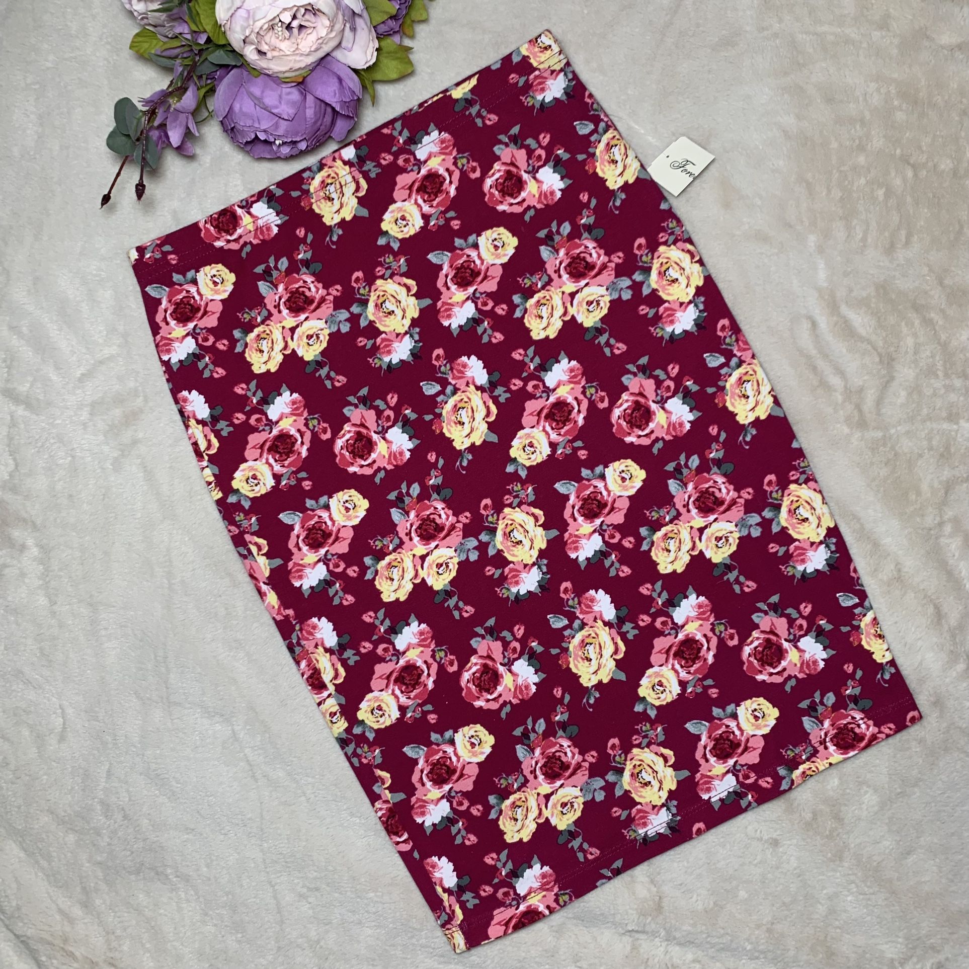 NWT Forever 21 Burgundy Floral High Waisted Skirt - Size Medium