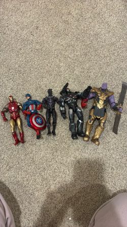 Marvel Legends Avengers Figurines