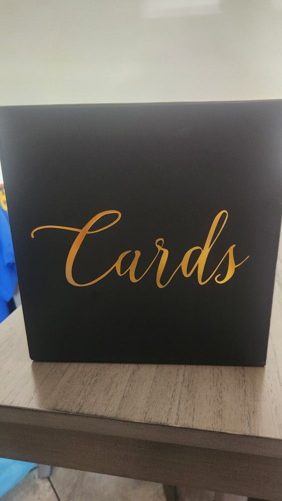 Black And Gold Gift Card box
