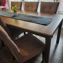 Dining Table Set