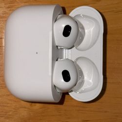 AirPods 3 Excellent Condition 