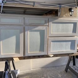 Kitchen Cabinets 