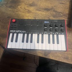 Akai MPK Mini