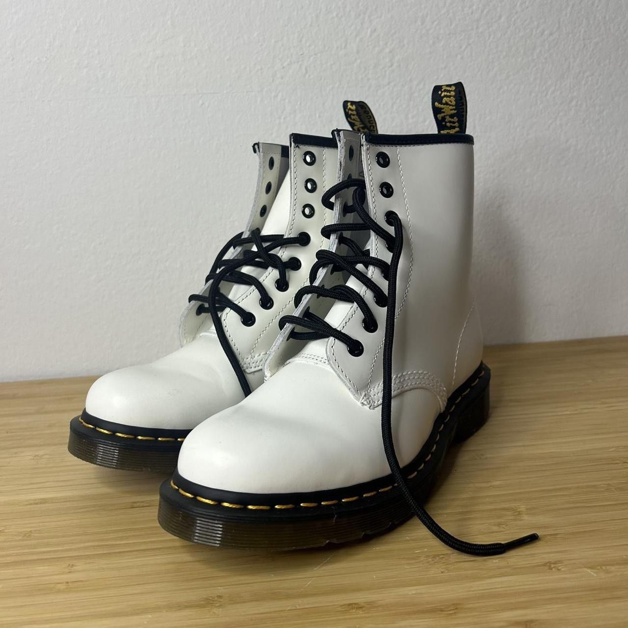 Sz 7 Women’s. White Dr. Martens 1460 boots. 