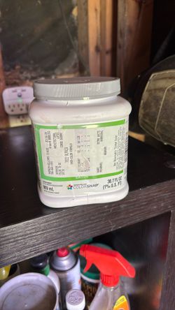 PAINT SHERWIN WILLIAMS /LIGHT GREY 3 Pints 30.7 Fluid Ounces Each Five Dollars Each