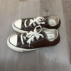  Converse Low Top