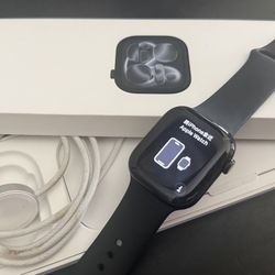 Apple Watch Series 11 (GPS + Cellular) 42mm Aluminum Case & Sport Band Excellent