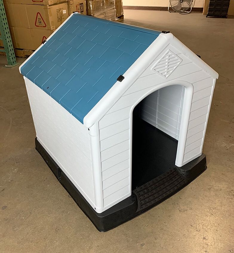 (NEW) $75 Plastic Dog House Medium/Large Pet Indoor Outdoor All Weather Shelter Cage Kennel 35x31x32”