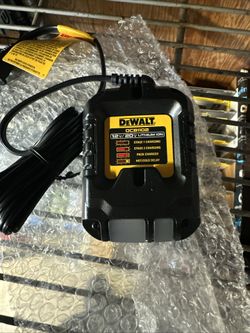 DeWalt 12v/20v Charger
