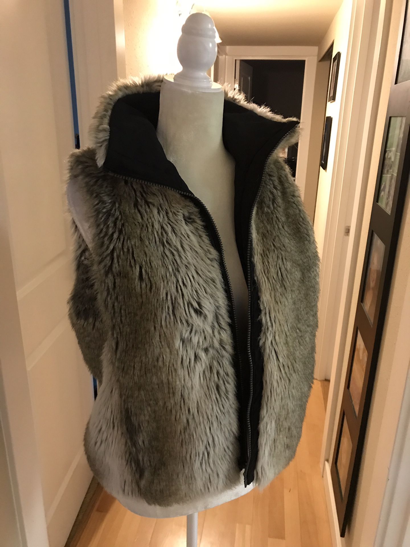 Reversible fur vest small to medium