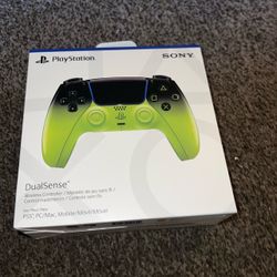 Remix green Ps5 controller new sealed