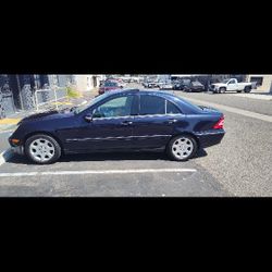 2005 Mercedes-Benz C-Class