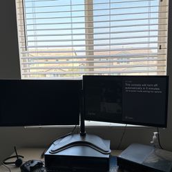 Monitors With Mount 
